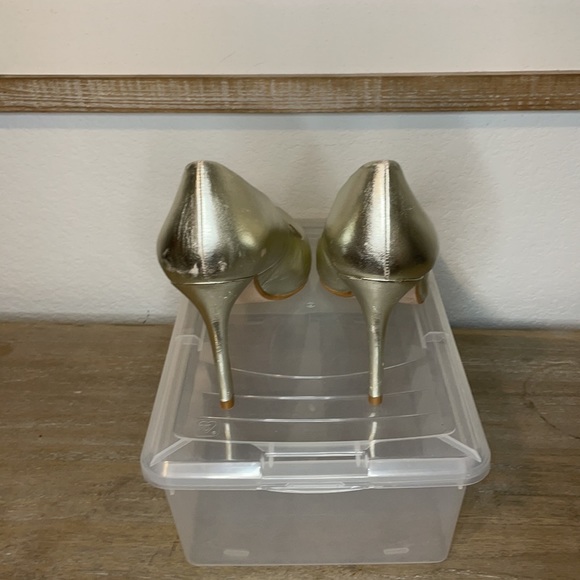 Saks fifth Avenue heels - Picture 3 of 7